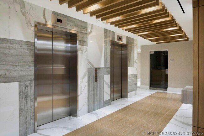 Building Photo - 4748 S Ocean Blvd