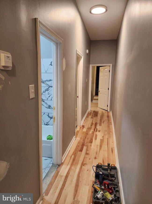 Building Photo - 2807 W Allegheny Ave