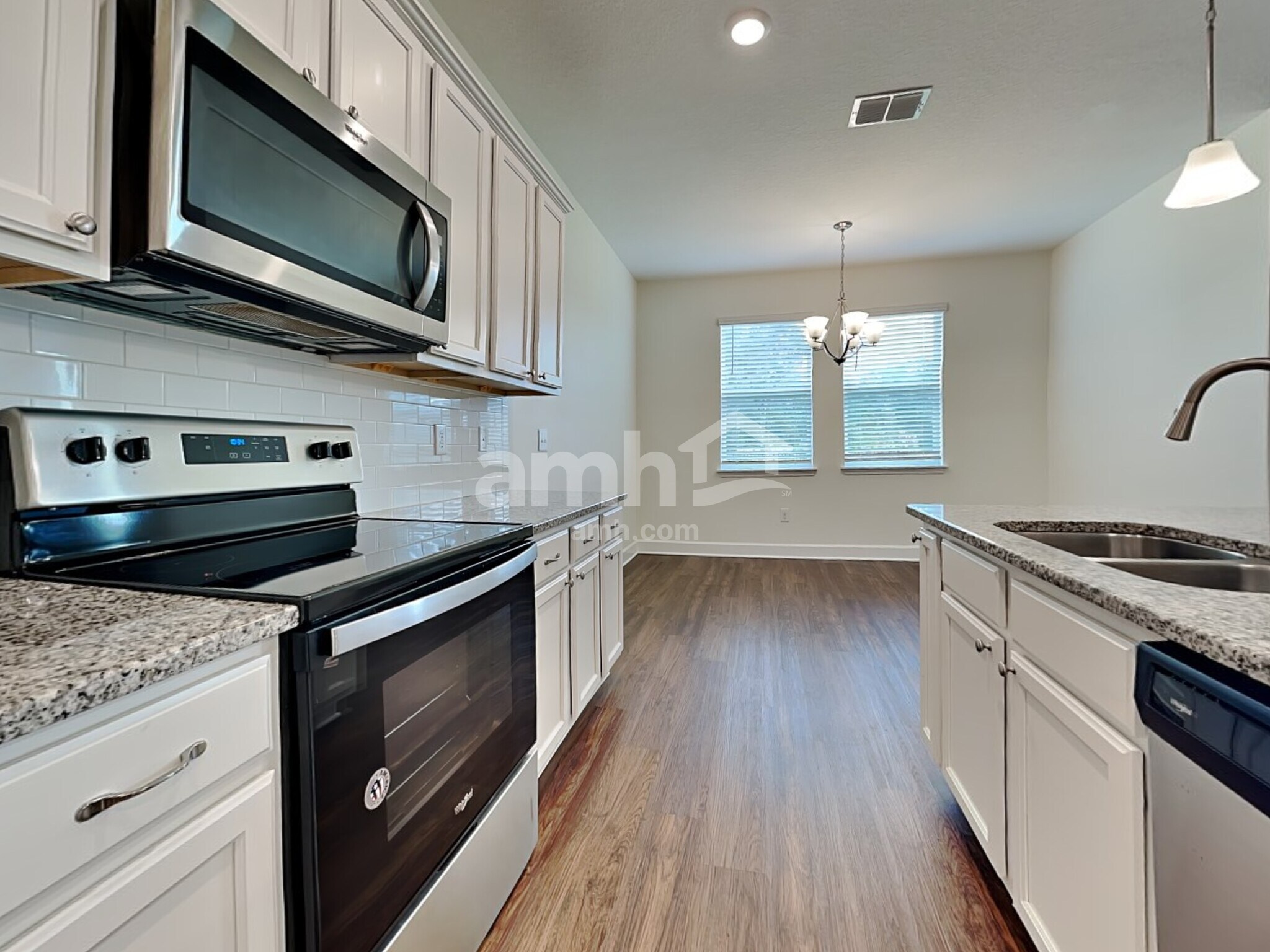 Building Photo - 918 Walden Woods Dr