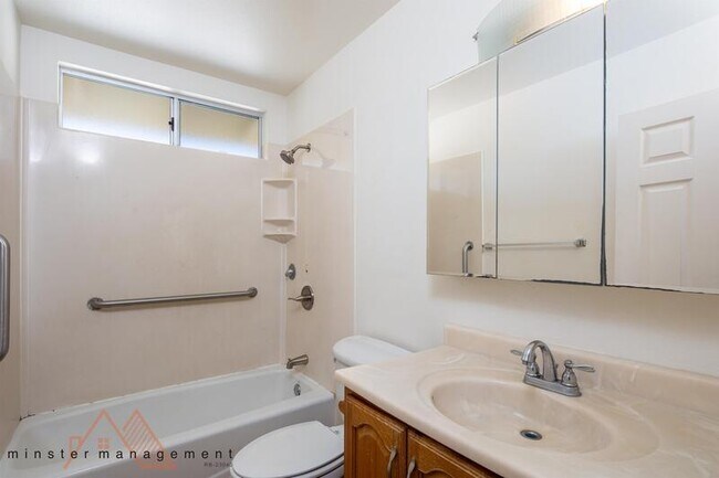 Building Photo - 94-525-525 Awamoi St