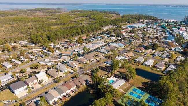 Building Photo - 6588 Harbour Blvd