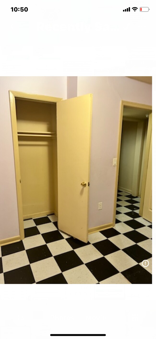 Building Photo - 22 2nd St SW