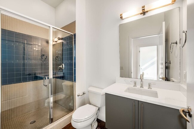 Building Photo - 1500 4th Ave N