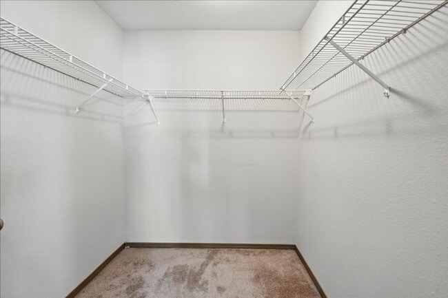 Building Photo - 3bd/2.5ba Everett Duplex