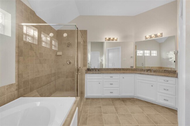 Building Photo - 8731 Bryam St