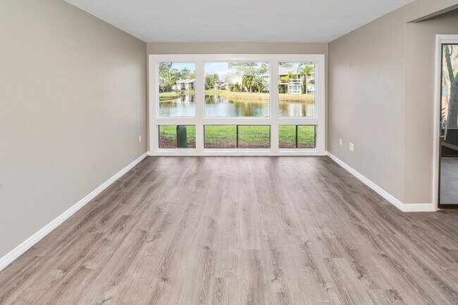 Building Photo - 5838 Peregrine Ave