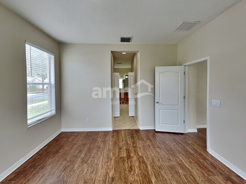 Building Photo - 5344 Clover Mist Dr