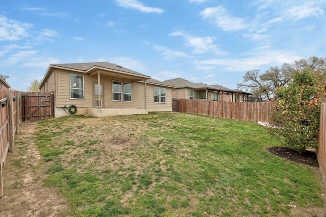 Building Photo - 73 Mallard Ln