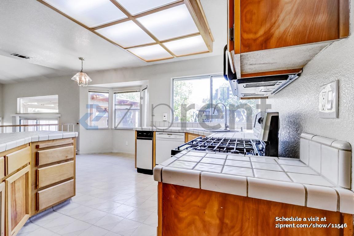 Building Photo - 5700 River Run Cir