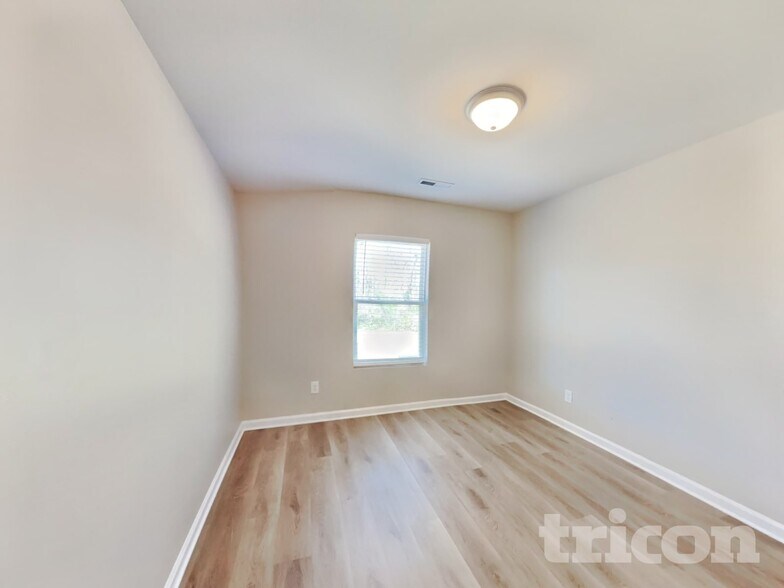 Building Photo - 69 Fawnbrook Dr