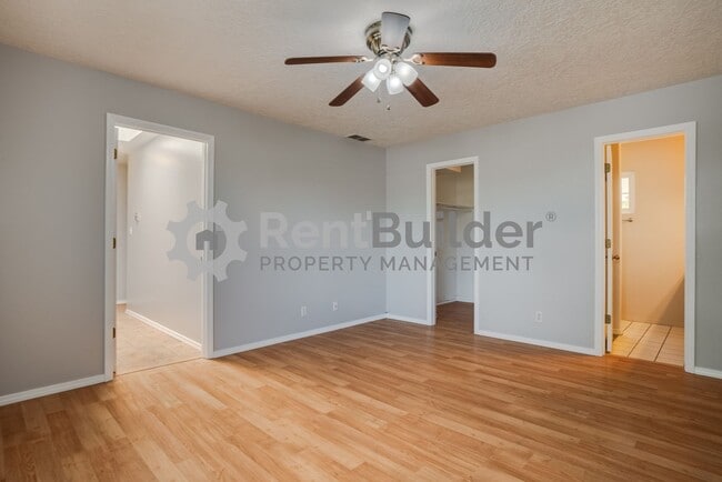 Building Photo - CALL US TODAY AT (505) 808-6467 TO SCHEDULE A CONVENIENT SHOWING