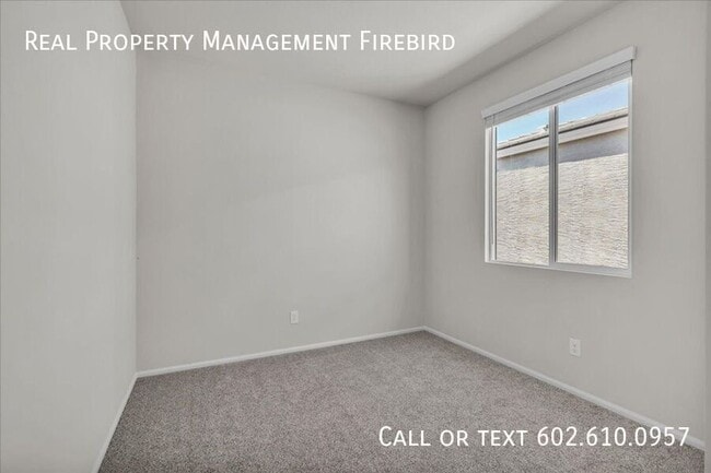 Building Photo - 18088 W Sand Hls Dr