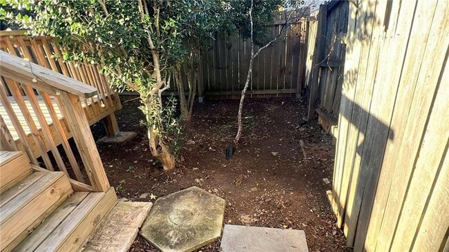 Building Photo - 2961 Hawk Ct SE