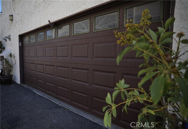 Building Photo - 9402 Vía Yolanda