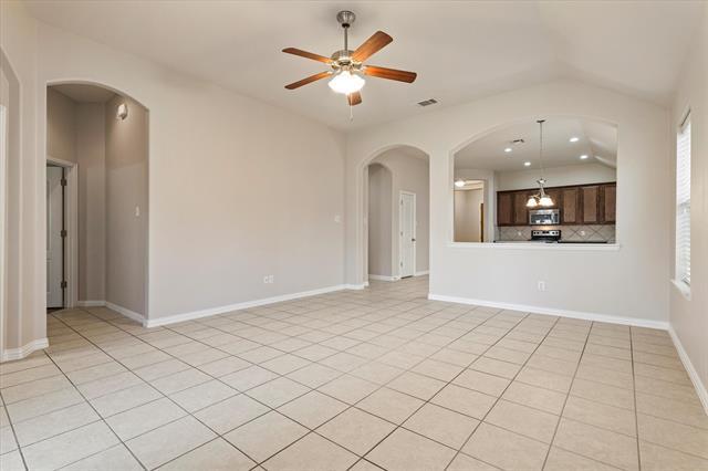 Building Photo - 5012 Seashore Ln