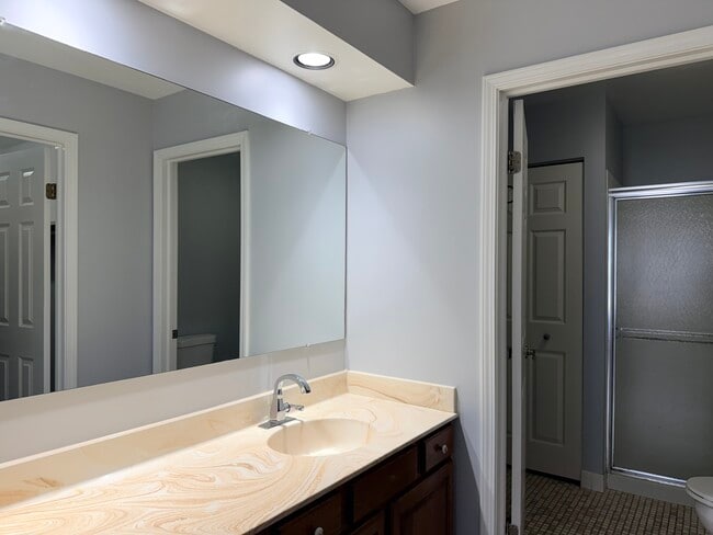 Building Photo - 1312 Coventry Cir