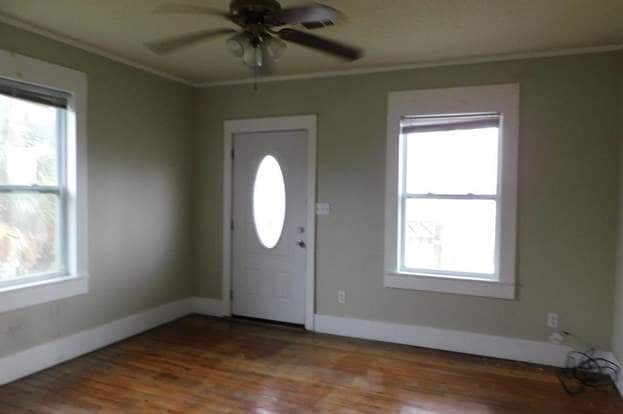 Building Photo - 2117 Grover Ave