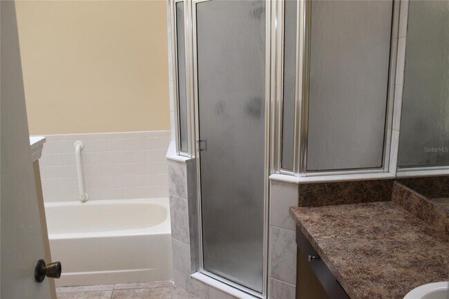 Building Photo - 9869 Aloma Bend Ln