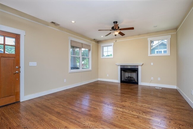 Building Photo - Modern Craftsman-Style Home in West Asheville