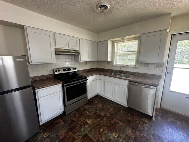 Interior Photo - Versailles Apartments