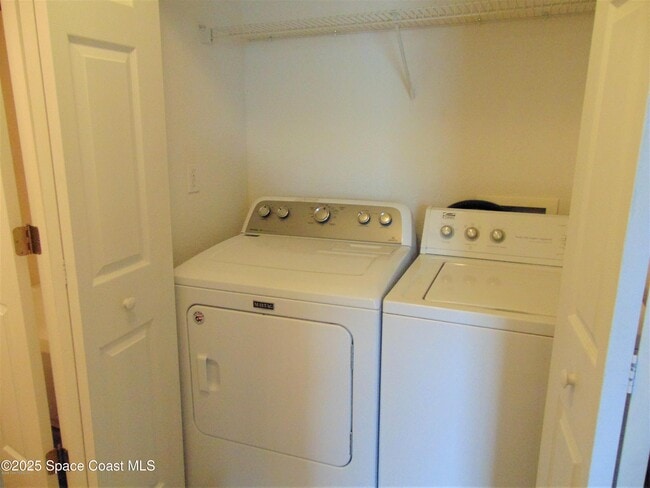 Building Photo - 3975 Almeida Court