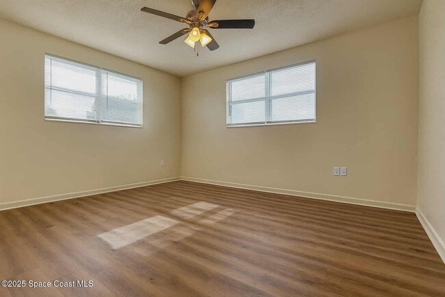 Building Photo - 746 Ironwood Dr
