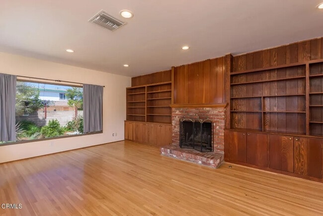 Building Photo - 309 S Dunning St