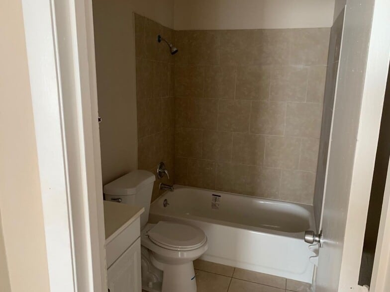 Building Photo - 3873 Janeen Cir