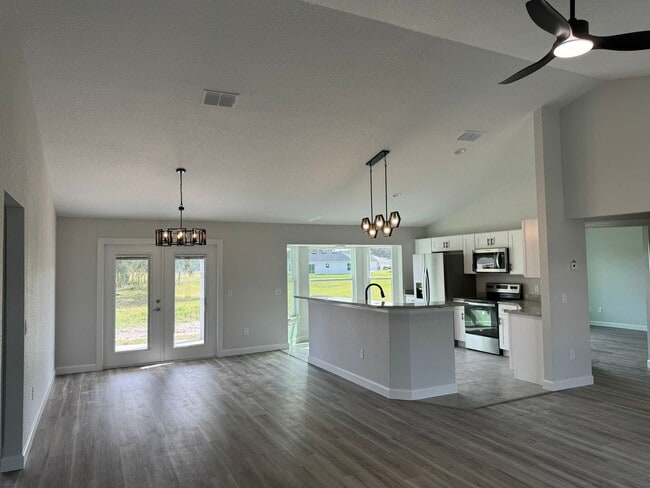 Building Photo - Jumper Creek Manor Brand New 3BR/2BA/2 Car...