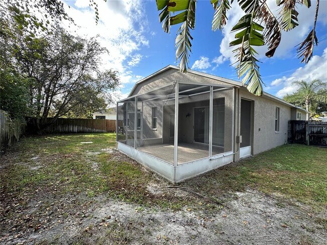 Building Photo - 8037 Moccasin Trail Dr