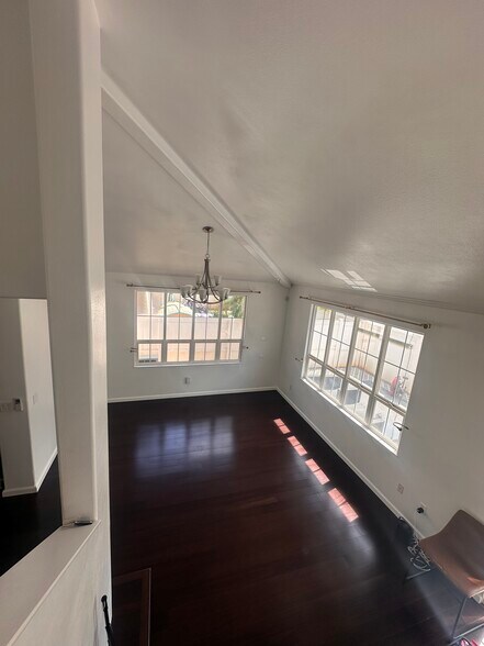 Building Photo - 91-1043-1043 Mamaka St