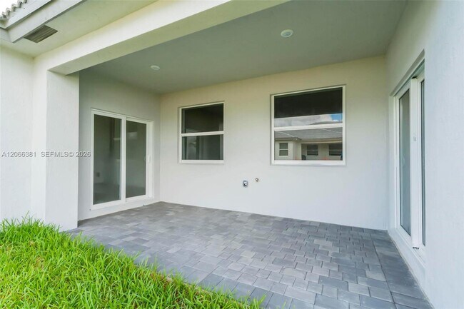 Building Photo - 27308 SW 159th Ct