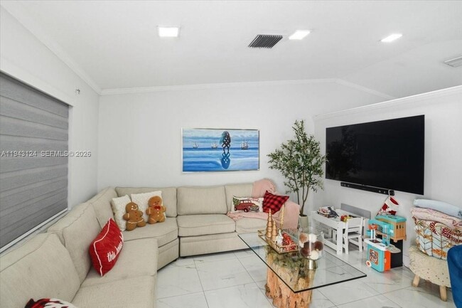 Building Photo - 18366 SW 139th Ct