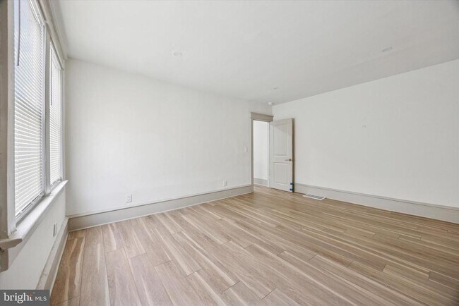 Building Photo - 415 N Haddon Ave