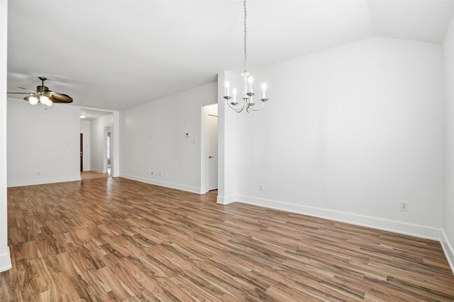 Building Photo - 1631 Hade Meadow Ln