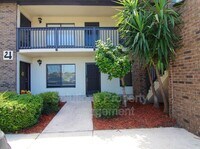 Building Photo - 1515 Huntington Ln