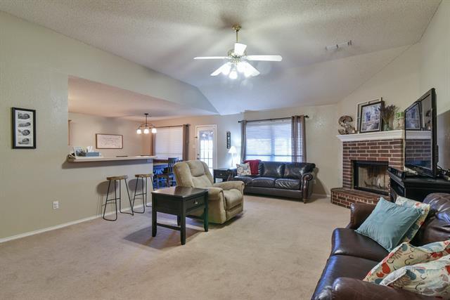 Building Photo - 2314 Charleston Dr