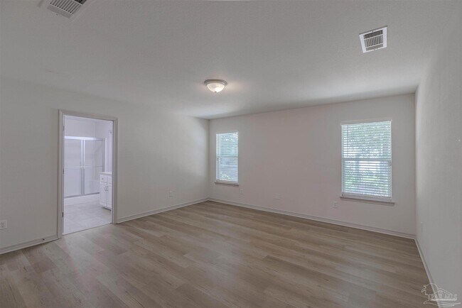 Building Photo - 7 Marine Dr