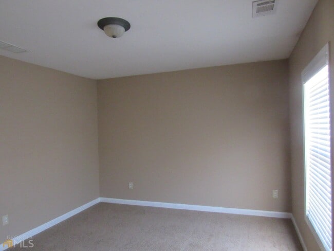Building Photo - 2733 Rocky Ct