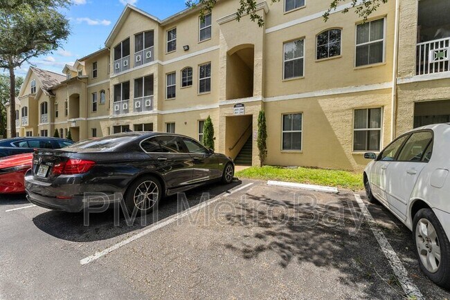 Building Photo - 5039 Sunridge Palms Dr