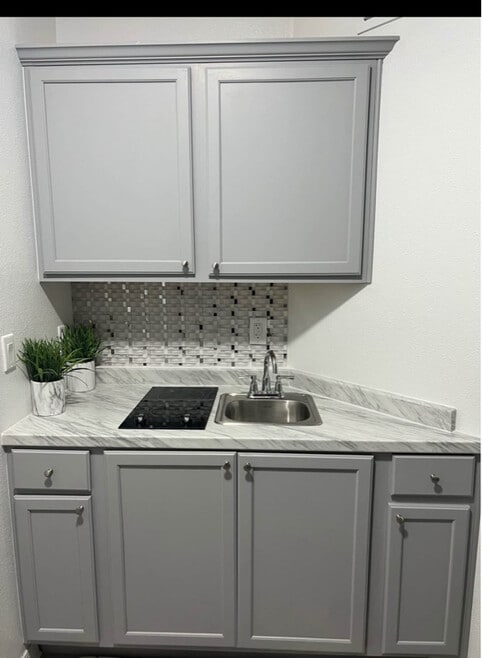 Building Photo - 600 Sardinia Cir