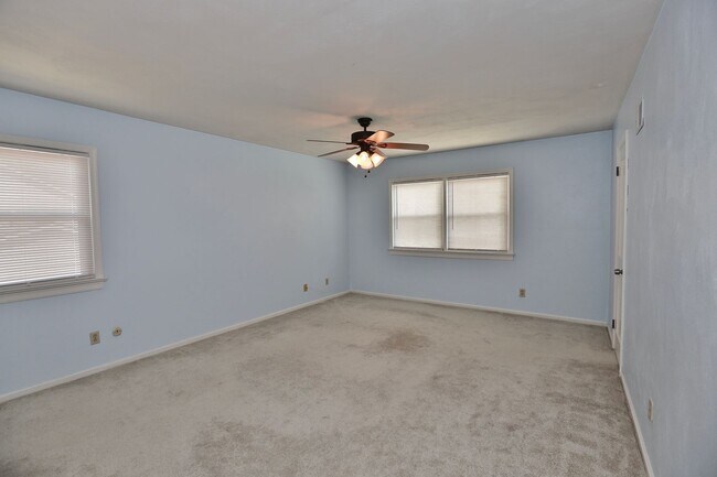 Building Photo - 1321 Conrad Ln