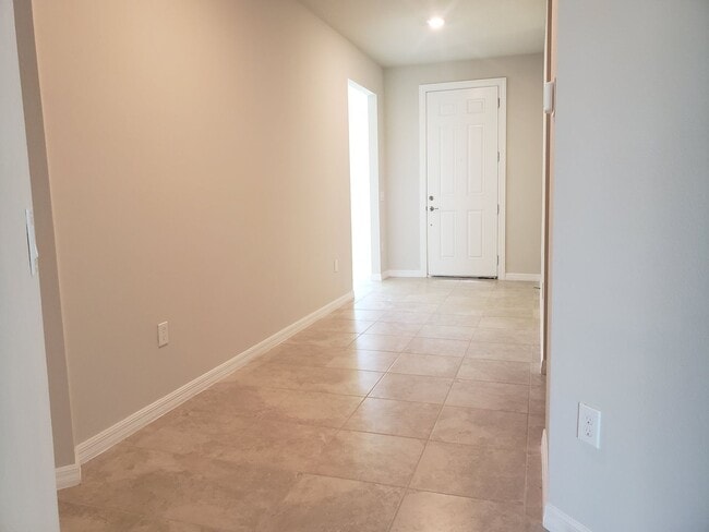 Building Photo - Spacious 3-Bedroom Home for Rent in Gated ...