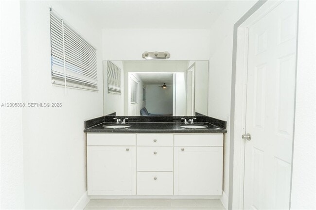 Building Photo - 2260 Charleston St