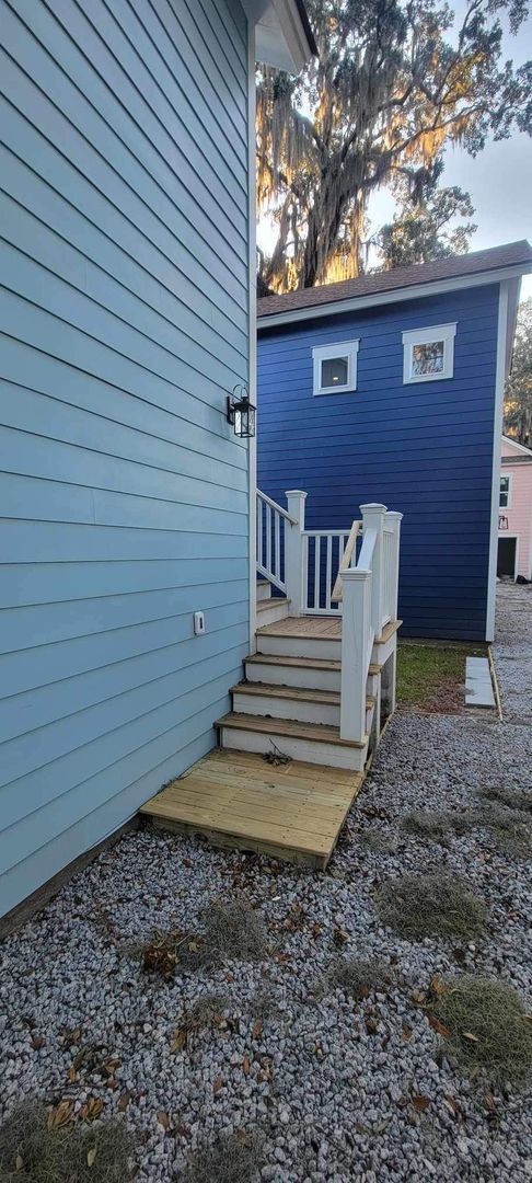 Building Photo - Cozy Studio in Heart of Port Royal Available
