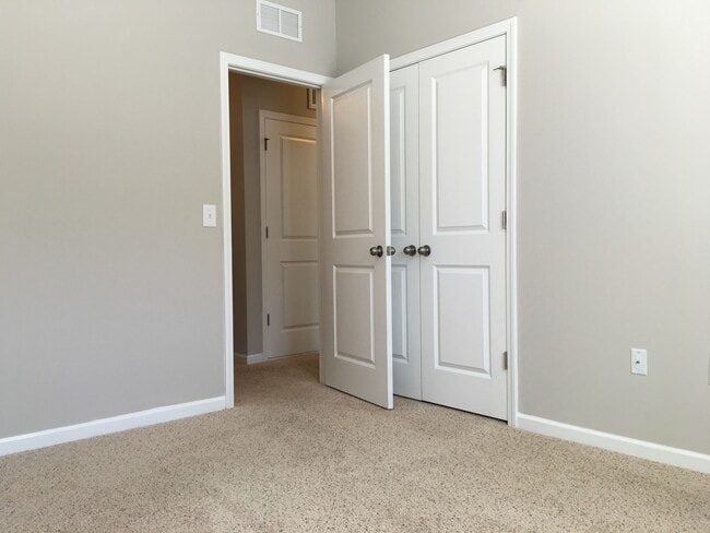 Building Photo - 727 Treviso Ln