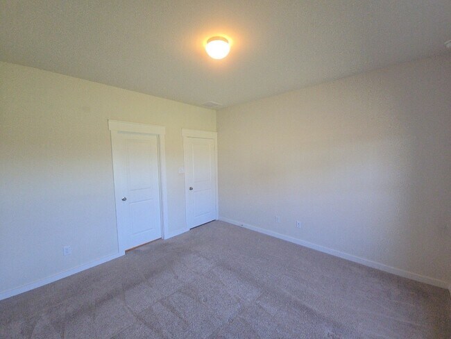 Building Photo - 7543 Coral Ter Dr