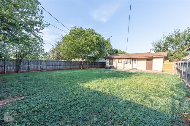 Building Photo - 1225 S La Salle Dr