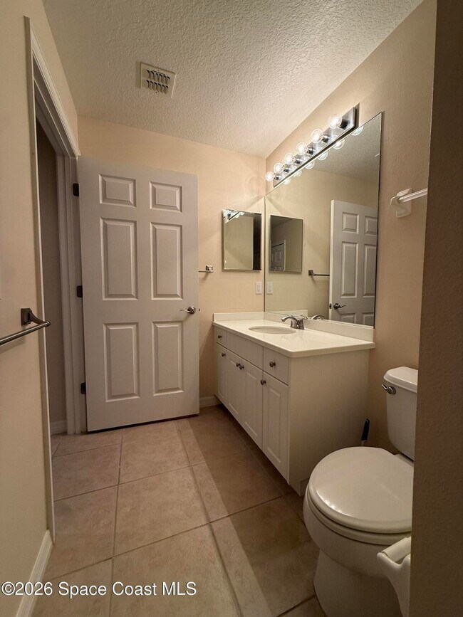 Building Photo - 6838 Toland Dr