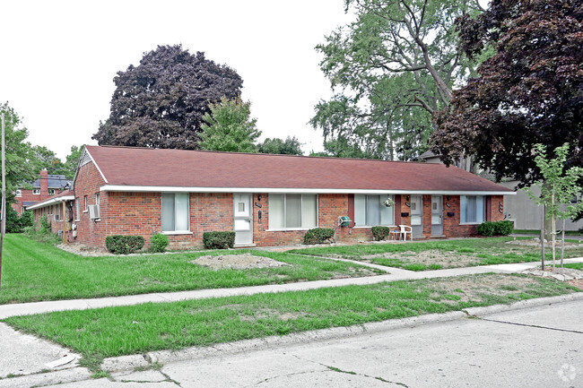 Primary Photo - 2523 Galpin Ave